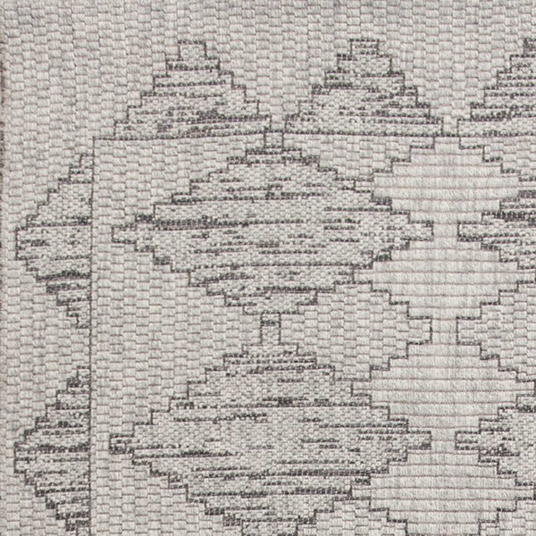 6'7 x 9'6 Polypropylene Grey Area Rug