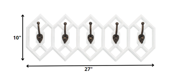 27' X 10' X 3' Hanging Out