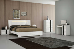 76 X 80 X 46 White Stainless Steel King Bed