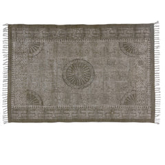 4’ x 6’ Putty Distressed Medallion Area Rug