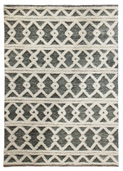 5’ x 7’ Gray and White Boho Chic Area Rug