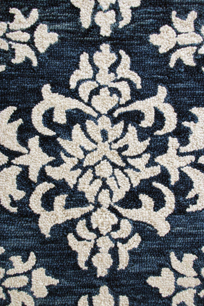 5’ x 7’ Blue and Ivory Decorative Area Rug