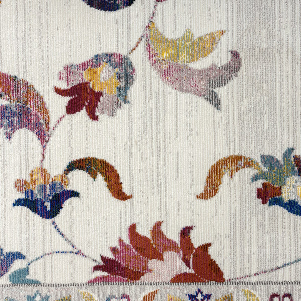 5' x 8' Ivory Jacobean Pattern Area Rug