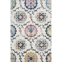 5' x 8' White Floral Quatrefoil Area Rug