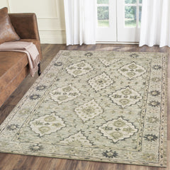 9' x 12' Pale Green and Cream Decorative Area Rug