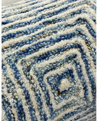5' Round Blue and Cream Geometric Area Rug