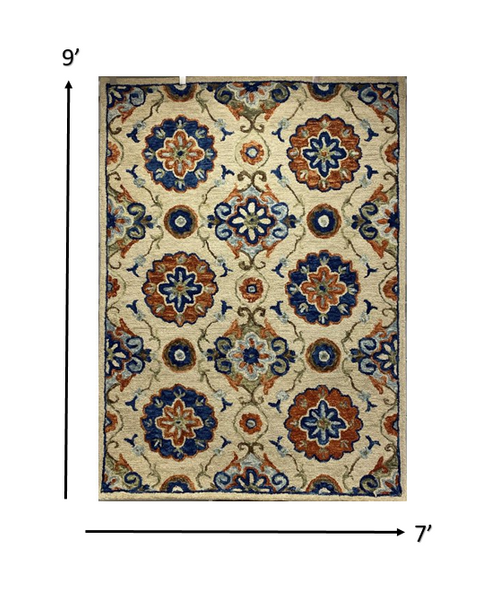 7' x 9' Cream Traditional Floral Area Rug