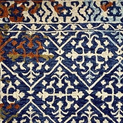 7' x 9' Blue Decorative Lattice Area Rug