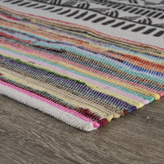 5' x 7' Grayscale Geometric Center Area Rug