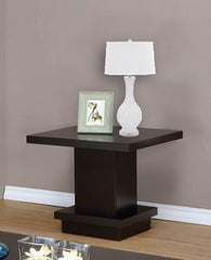 Set of 2 White Curved Ceramic Table Lamps